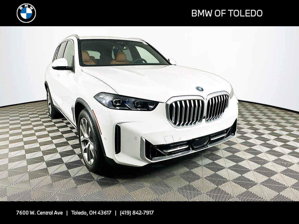 2026 BMW X5 xDrive50e's photo