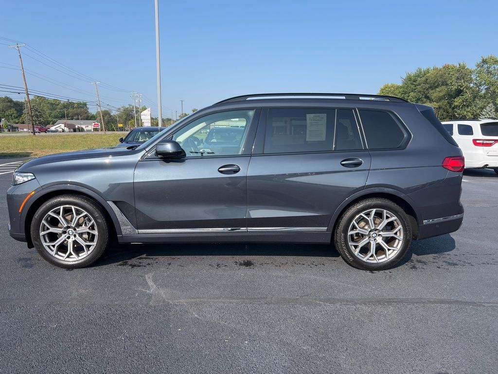 Used 2022 BMW X7 40i with VIN 5UXCW2C05N9K20030 for sale in Toledo, OH