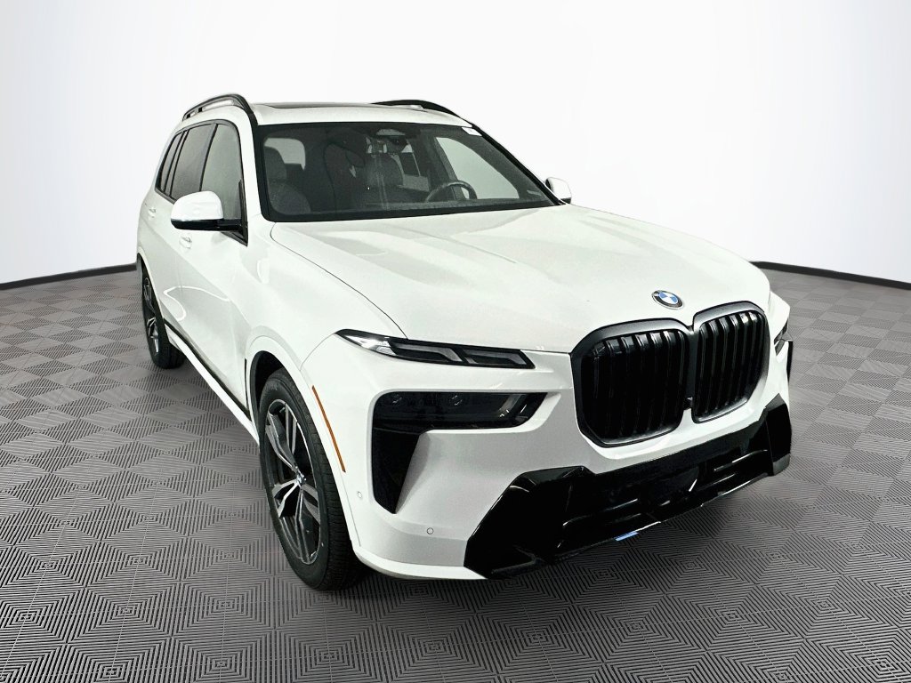2025 BMW X7 SUV 