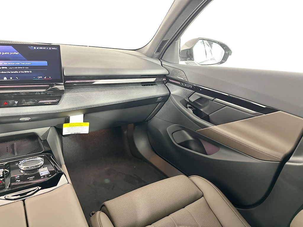 2026 BMW 5 Series 530i - Photo 28