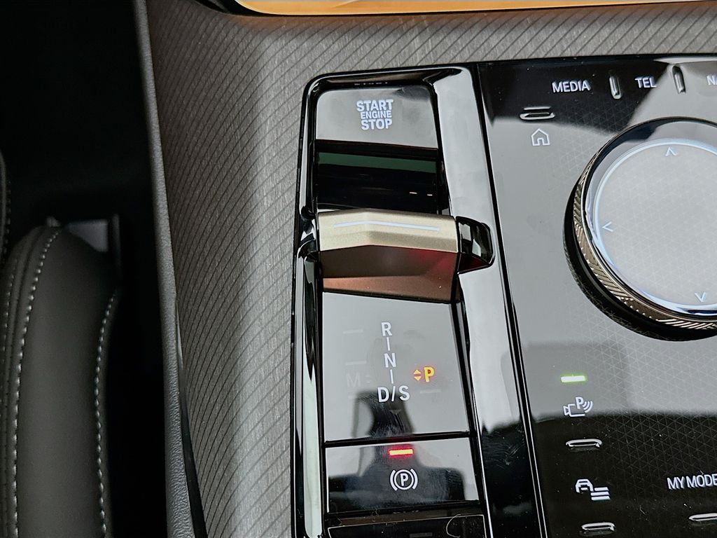 2025 BMW X3 30 - Photo 20