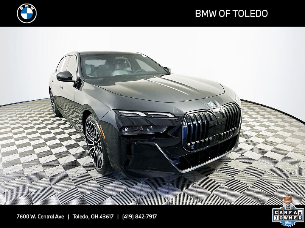 2024 BMW 760i Sedan 