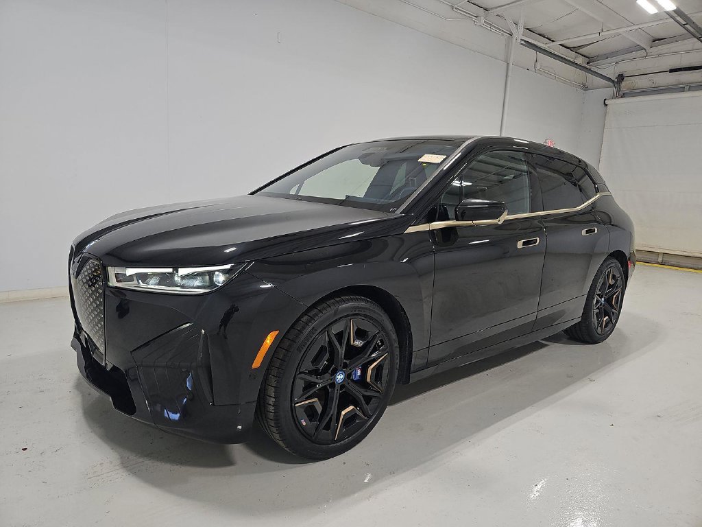 2023 BMW iX