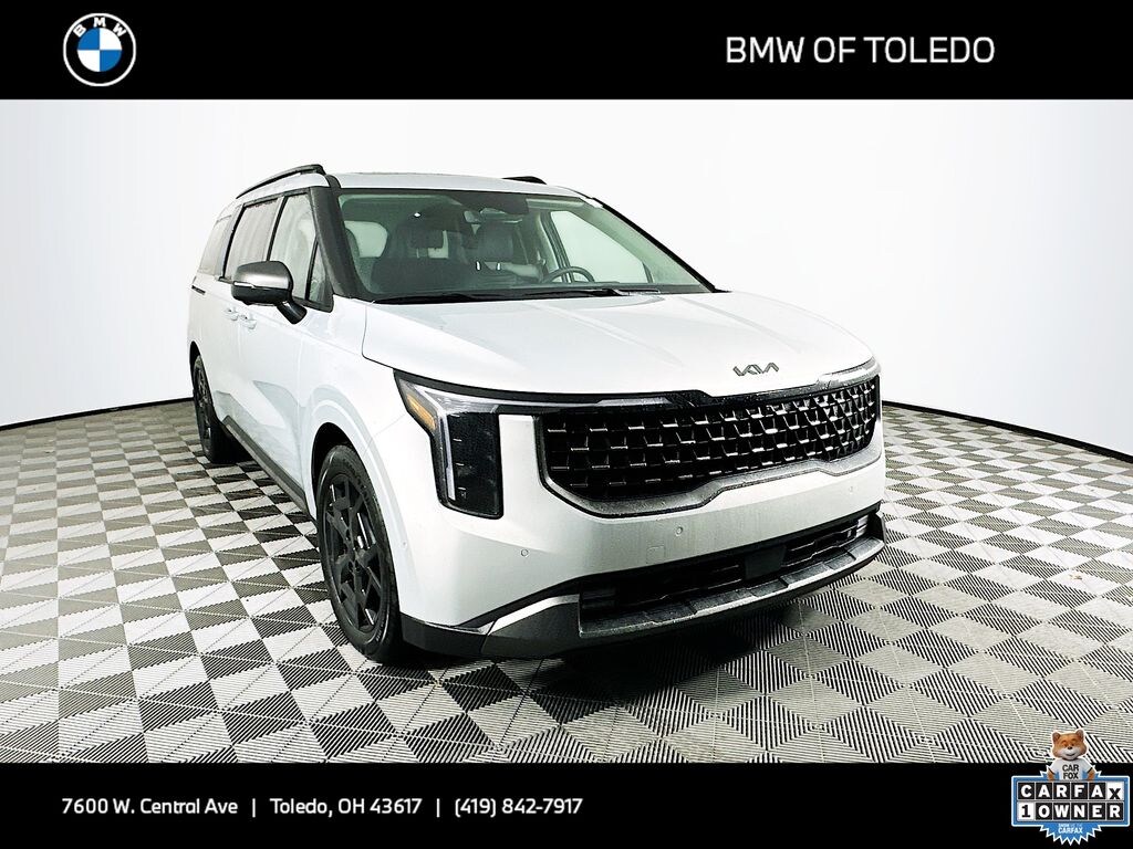 Used 2026 Kia Carnival SX Van Passenger Van