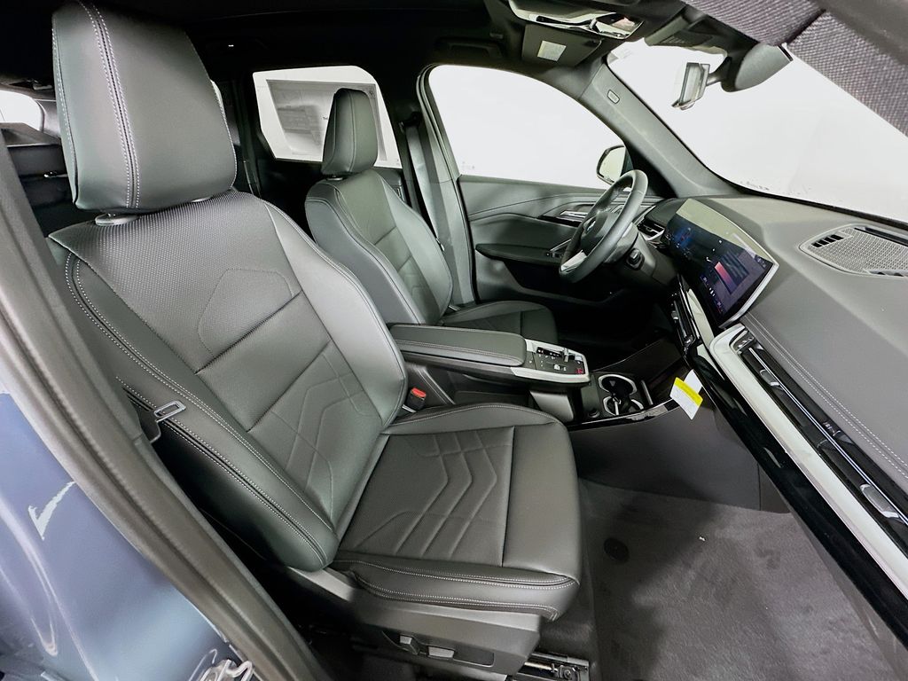 2026 BMW X1 28i - Photo 33