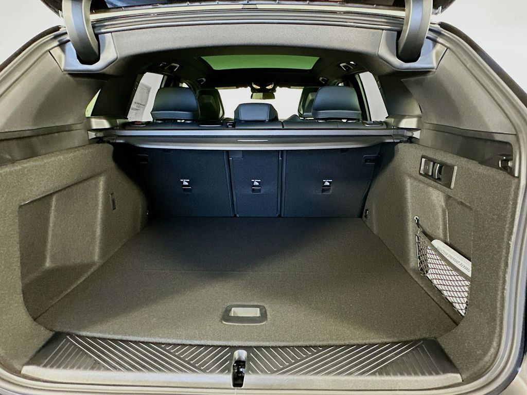 2025 BMW X3 30 - Photo 32