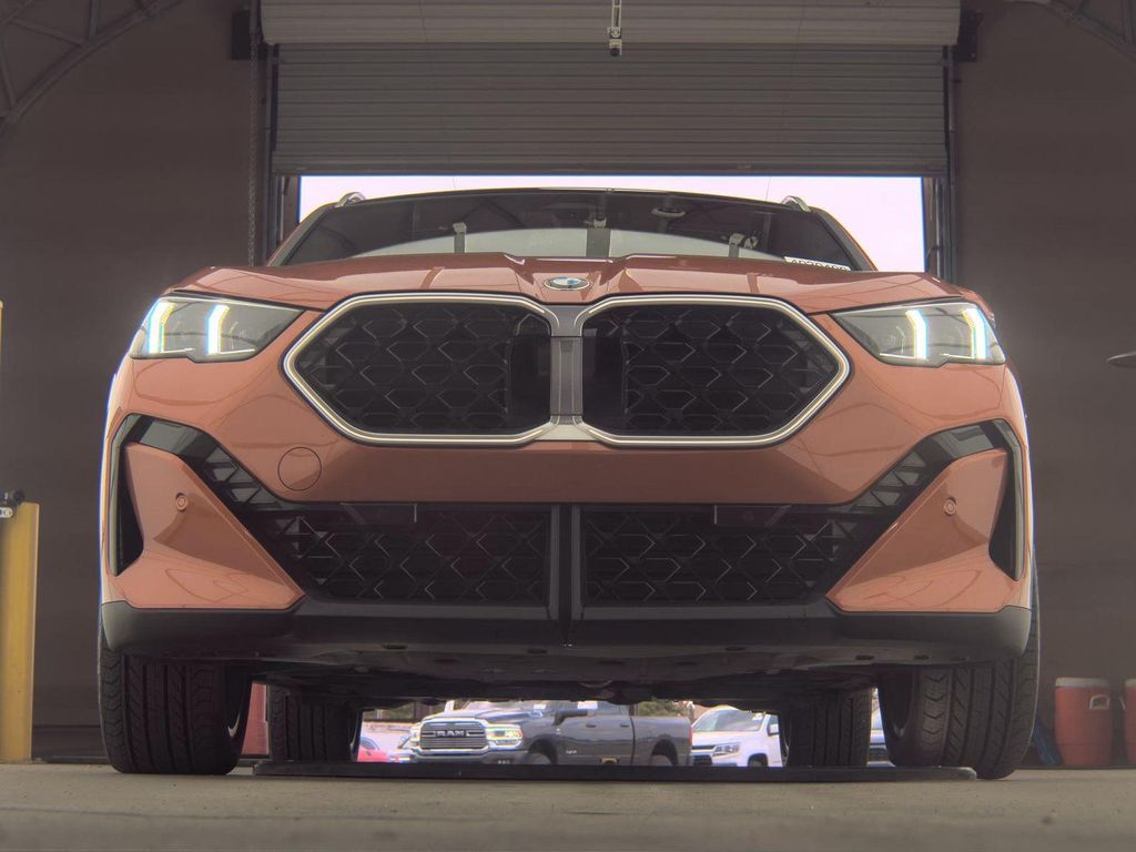 2025 Bmw X2 xDrive28i photo 2