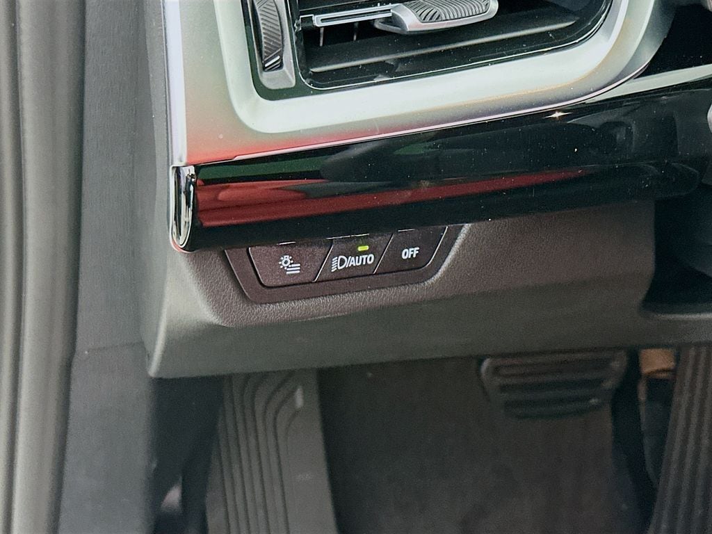 2025 BMW X2 28i - Photo 12