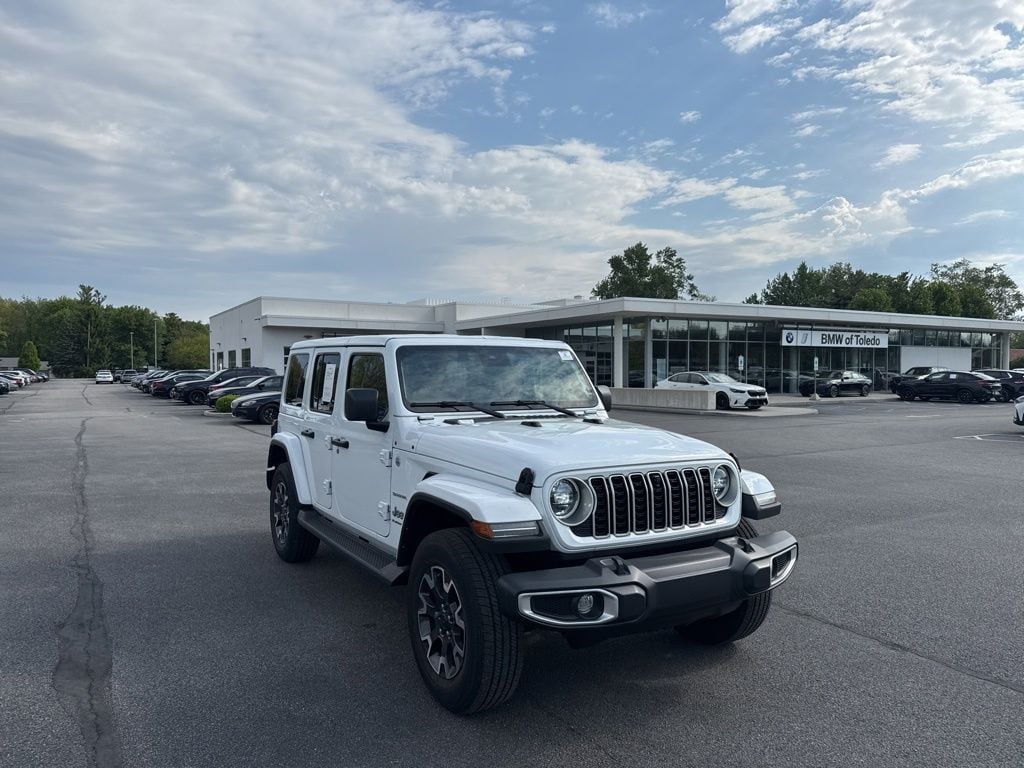 2024 Jeep Wrangler Sahara's photo