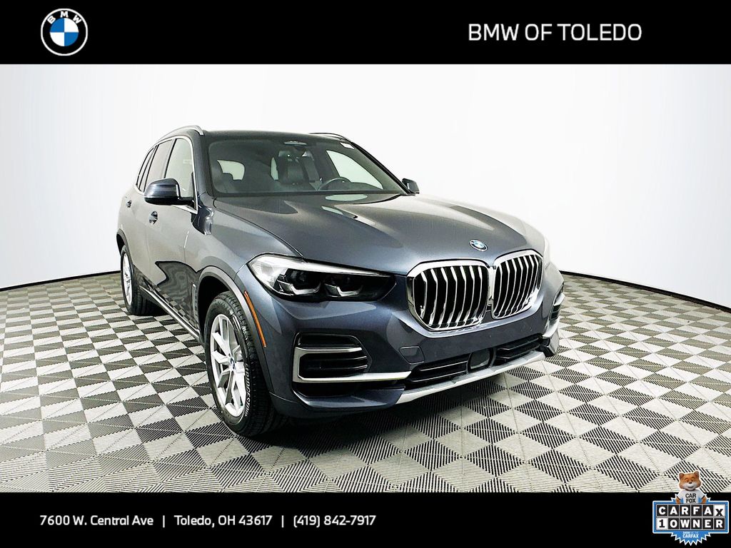 2022 BMW X5 40i's photo
