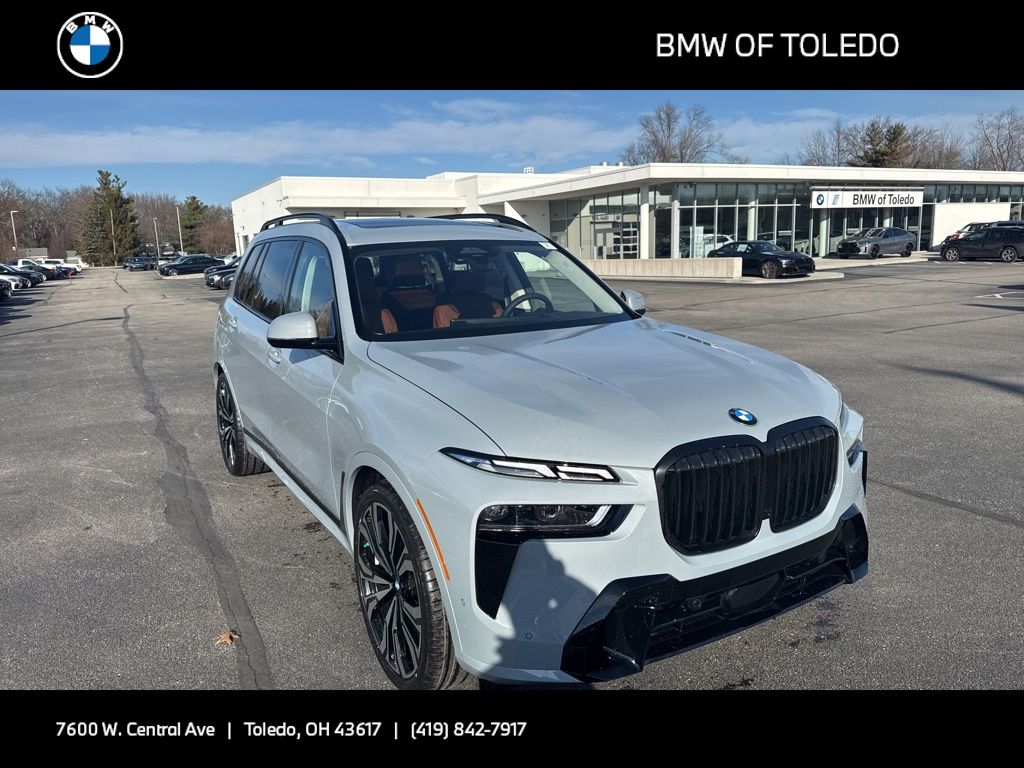 2026 BMW X7 Base's photo
