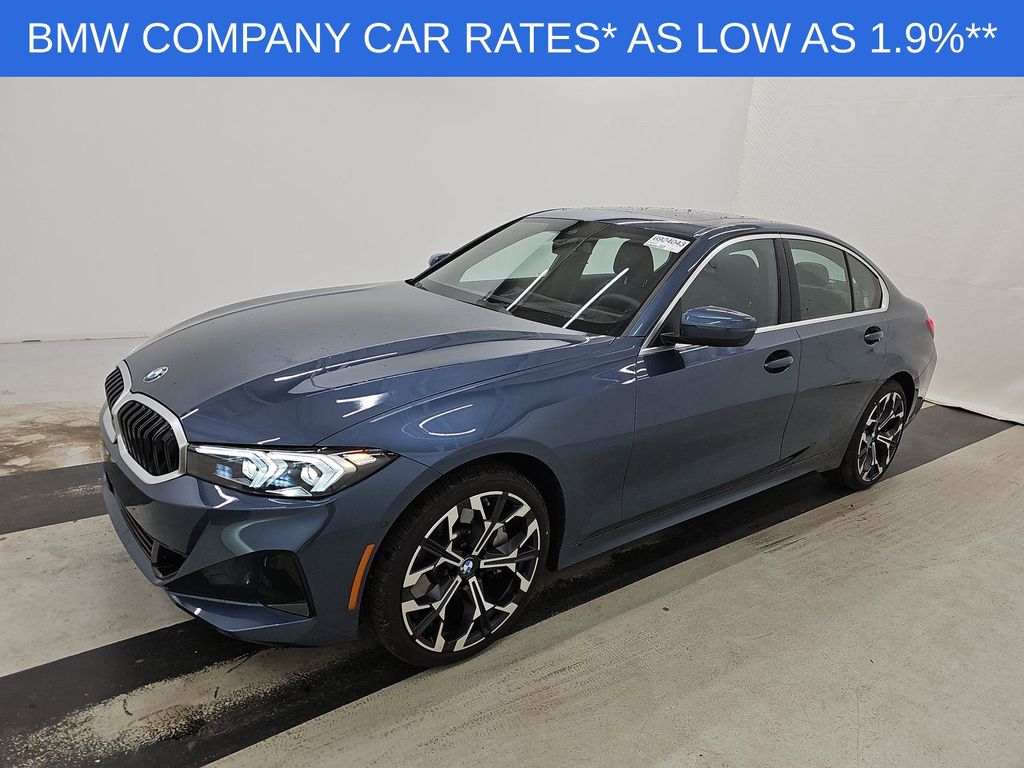 2025 BMW 3 Series 330i xDrive Sedan's photo