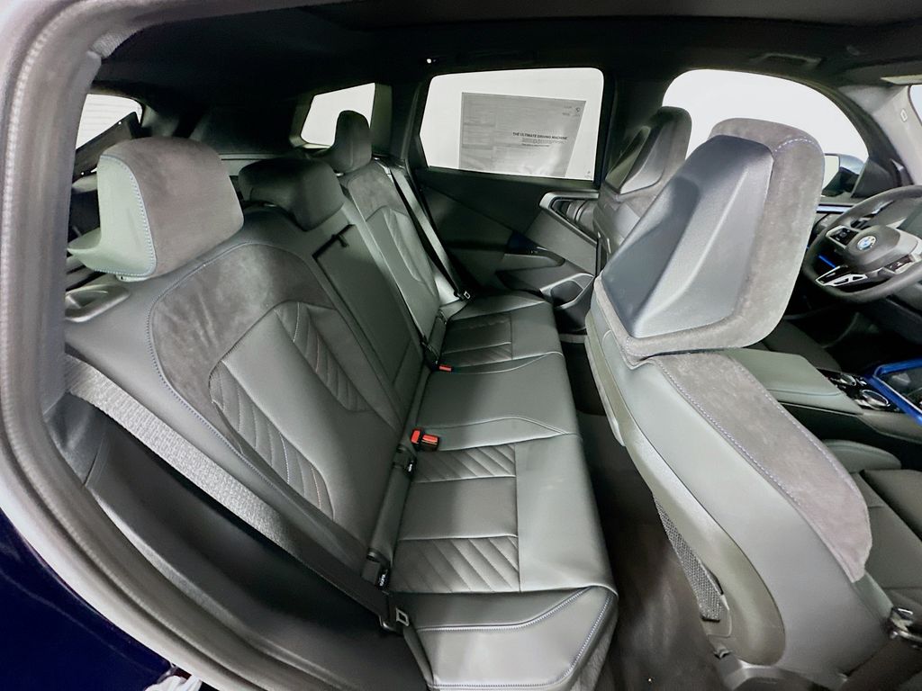 2025 BMW X3 30 - Photo 32
