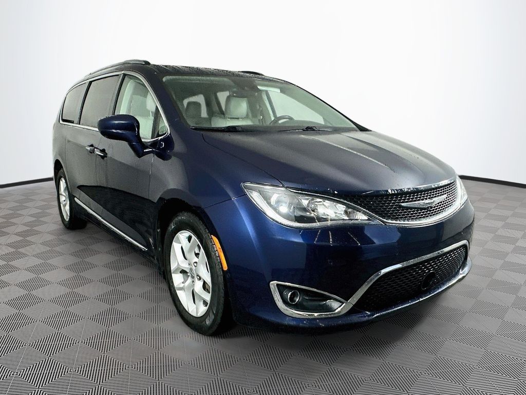 Used 2017 Chrysler Pacifica Touring-L Plus with VIN 2C4RC1EG8HR533368 for sale in Toledo, OH