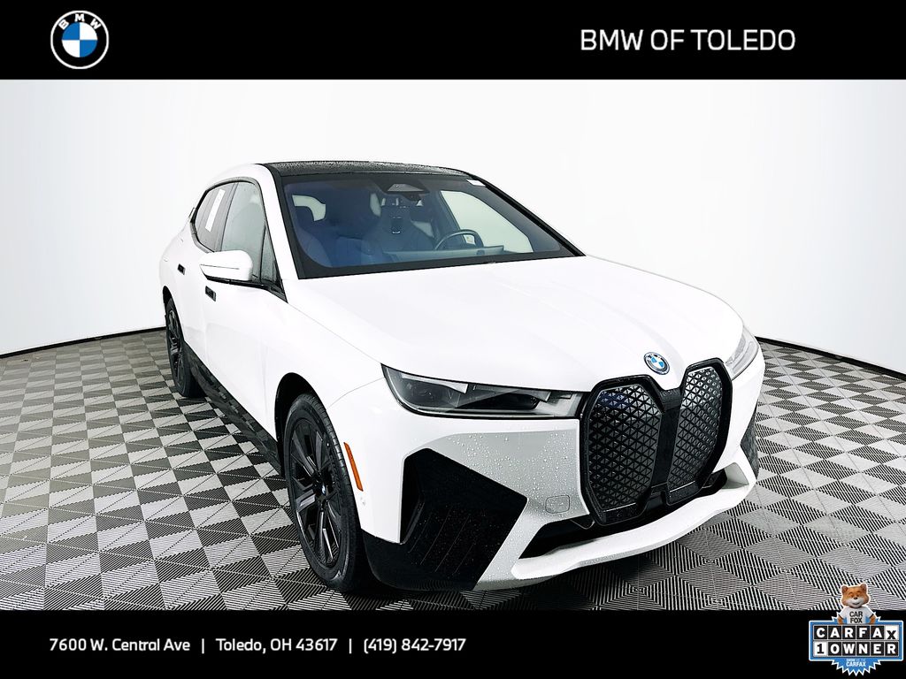 2023 BMW iX SUV 