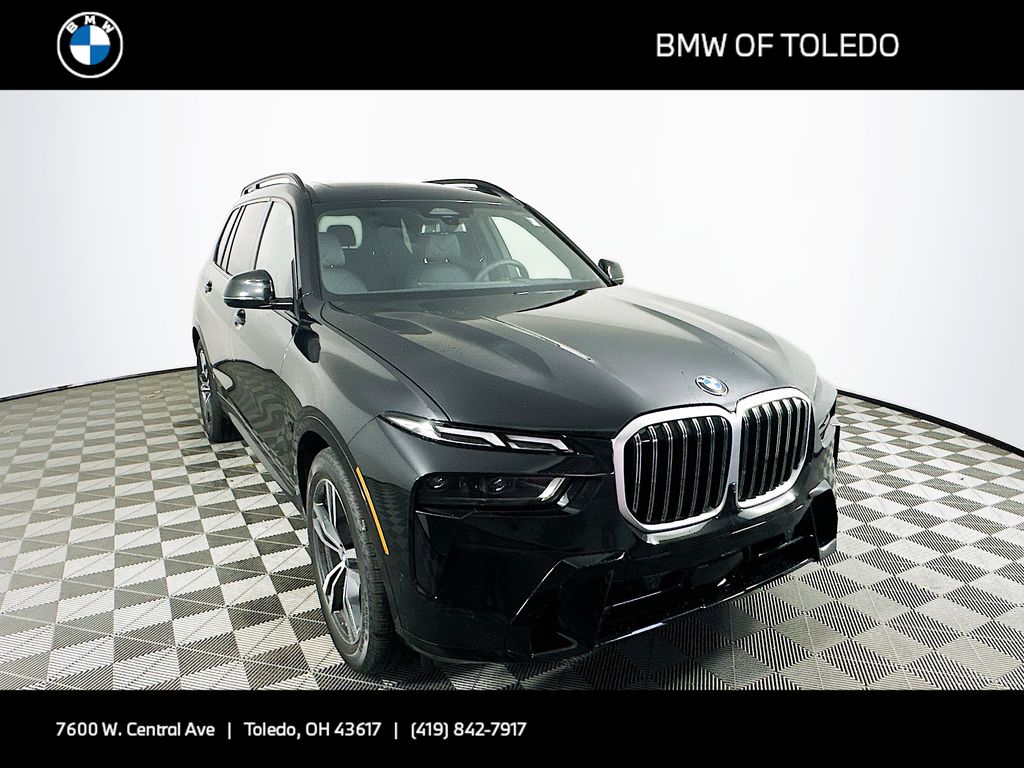 2026 BMW X7 Base's photo