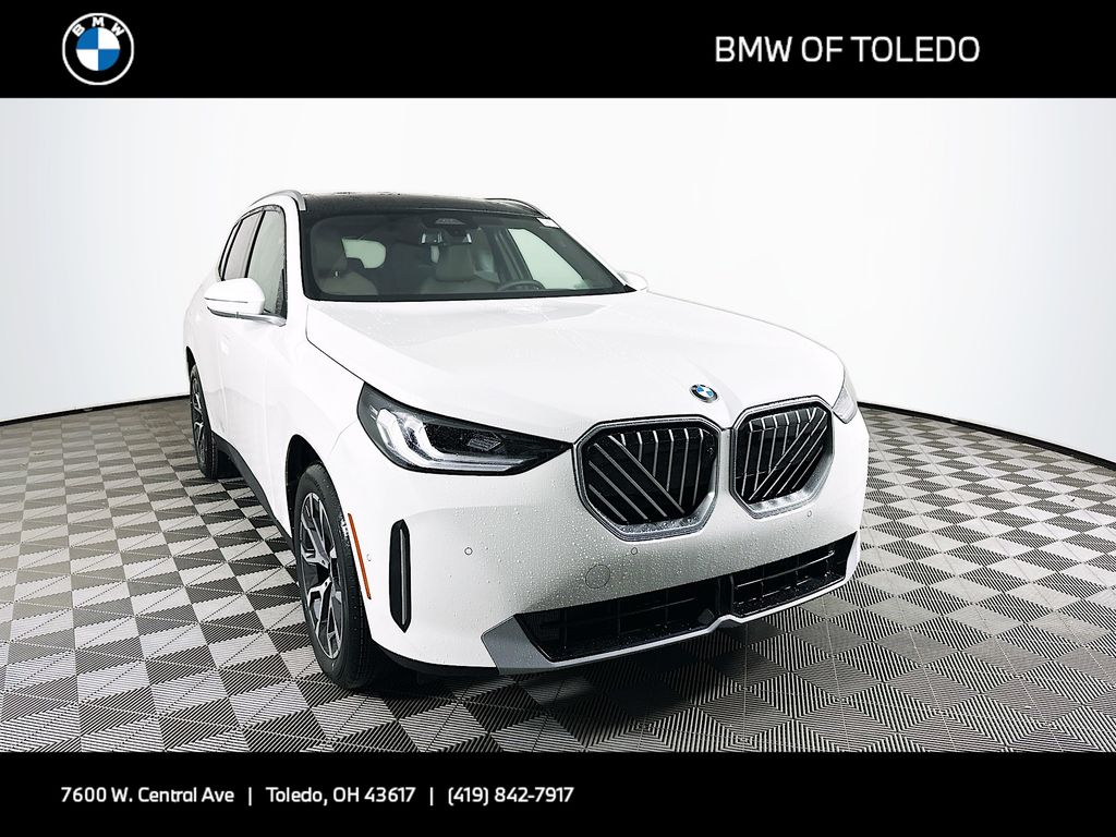 2026 BMW X3 30's photo