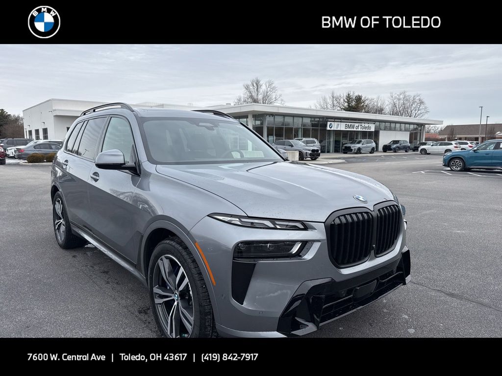 2026 BMW X7 40i's photo