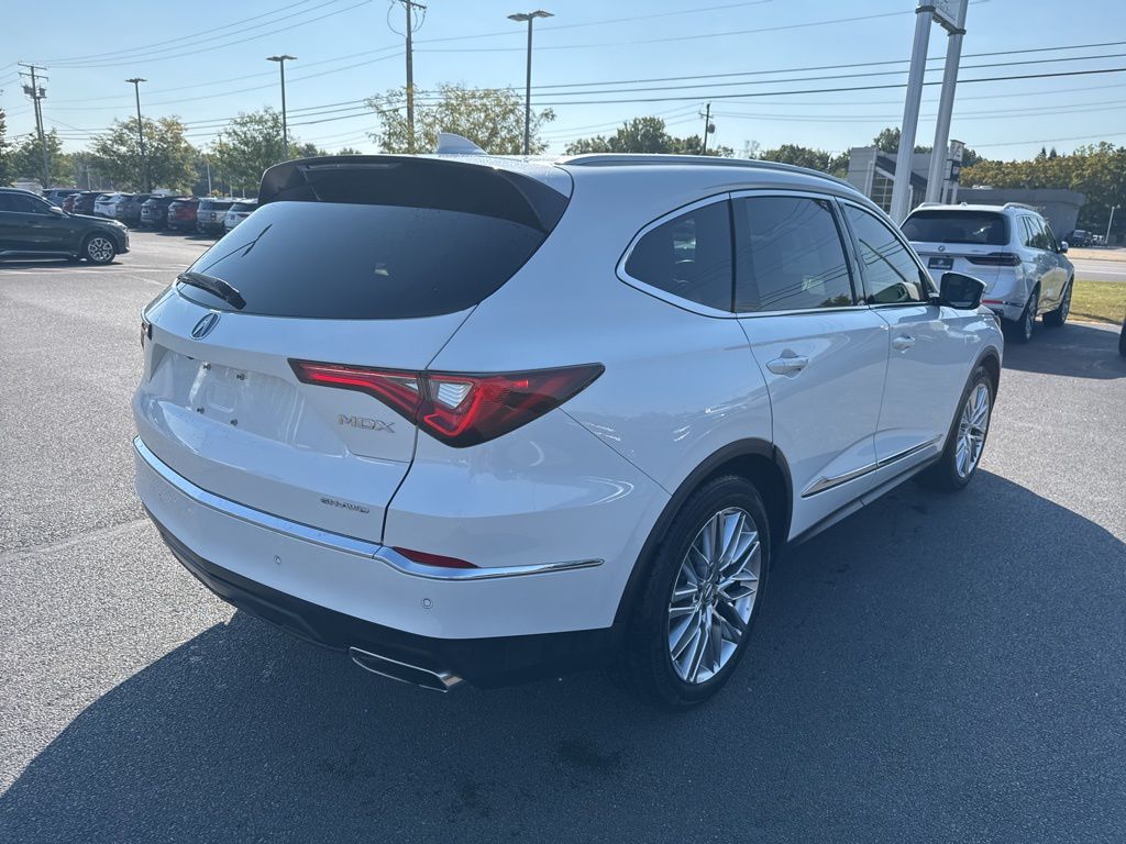 2022 Acura MDX SH-AWD Advance photo 3