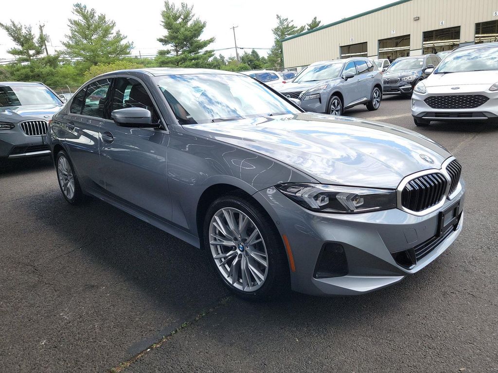 Used 2024 BMW 3 Series 330i with VIN 3MW89FF05R8D89821 for sale in Toledo, OH