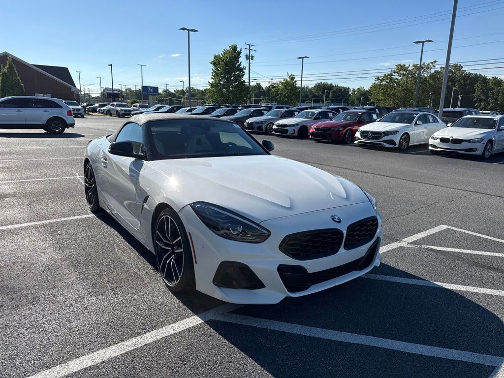 2023 BMW Z4 M40i's photo