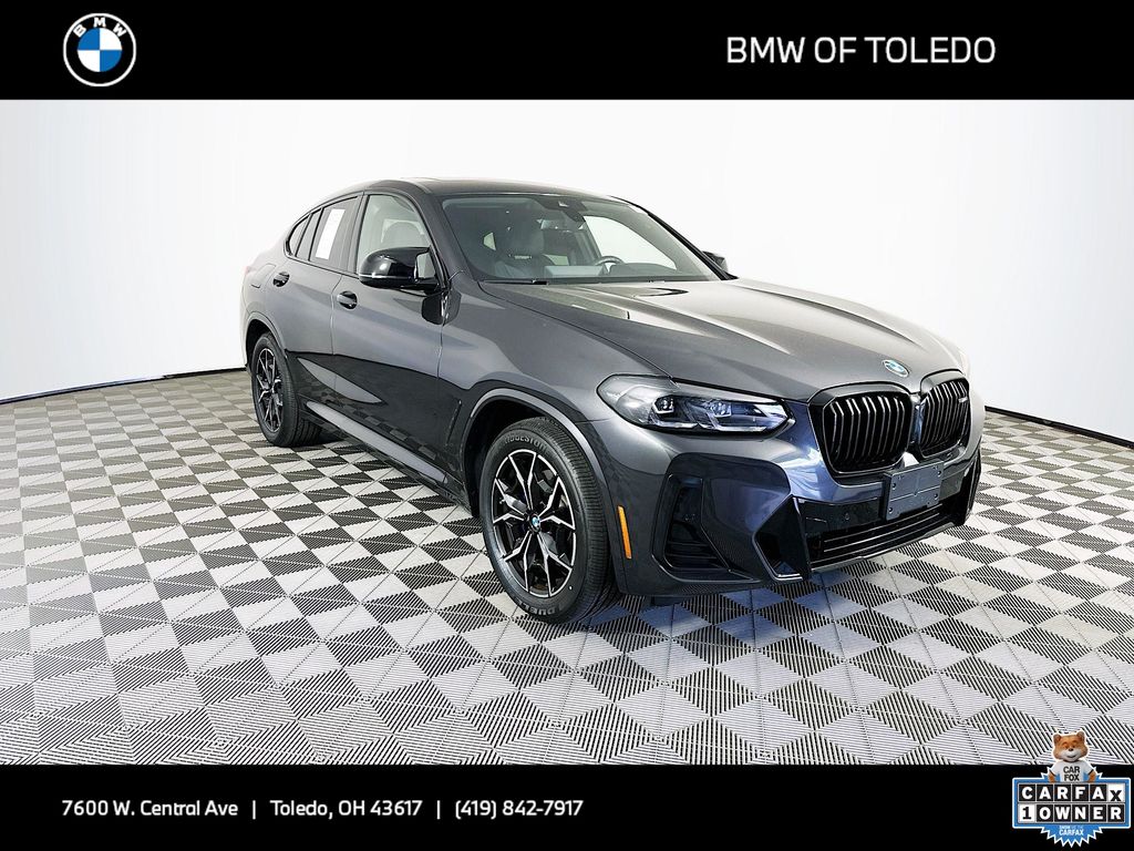 2024 BMW X4 SUV 