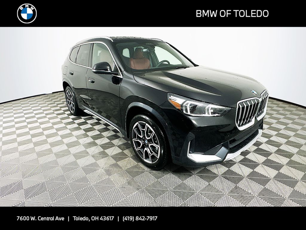 2026 BMW X1 28i's photo