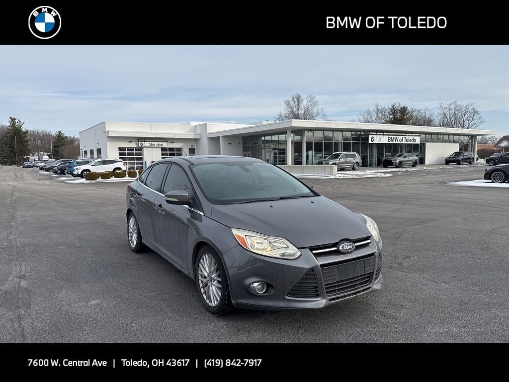 2012 Ford Focus SEL's photo