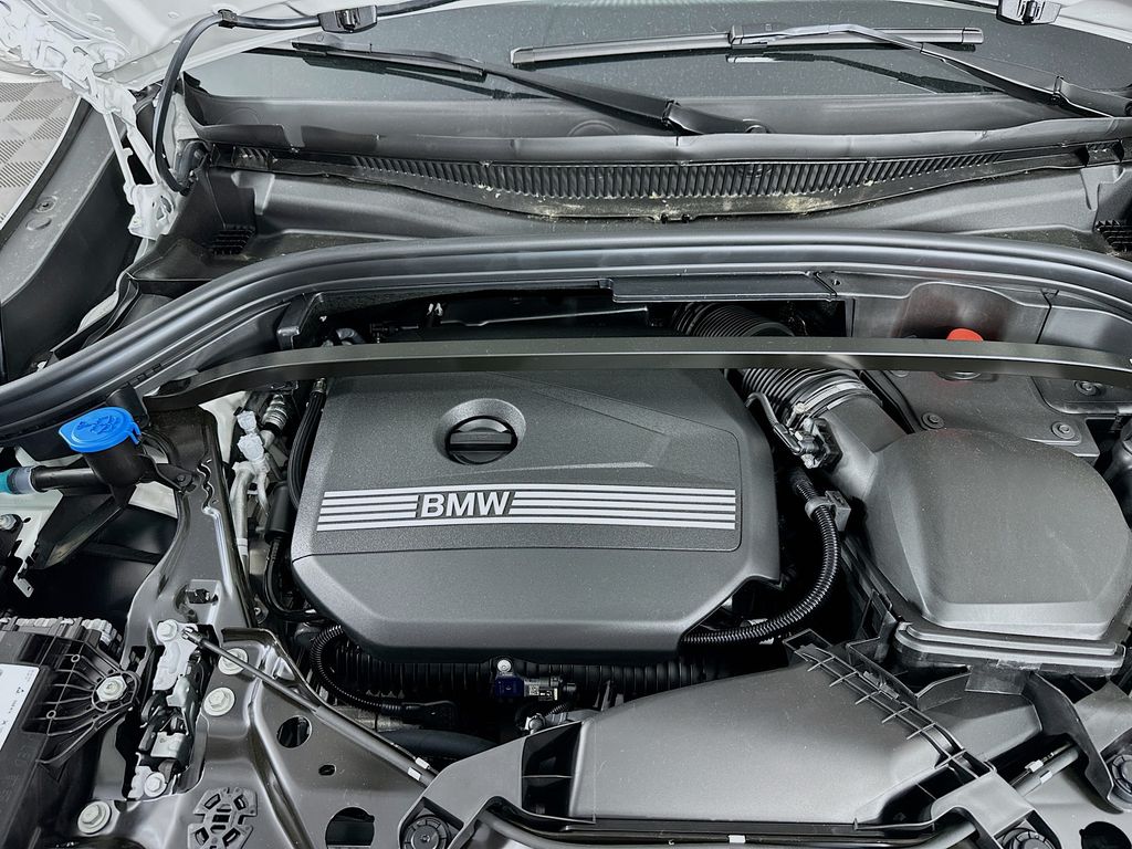 2025 BMW X2 28i - Photo 36