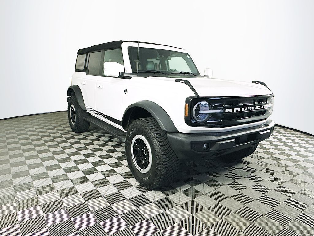 Used 2023 Ford Bronco 4-Door Outer Banks with VIN 1FMDE5DH7PLB12217 for sale in Toledo, OH