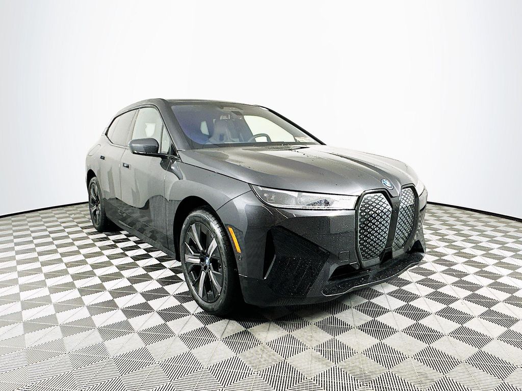 Used 2025 BMW iX Base with VIN WB523CF01SCU31145 for sale in Toledo, OH