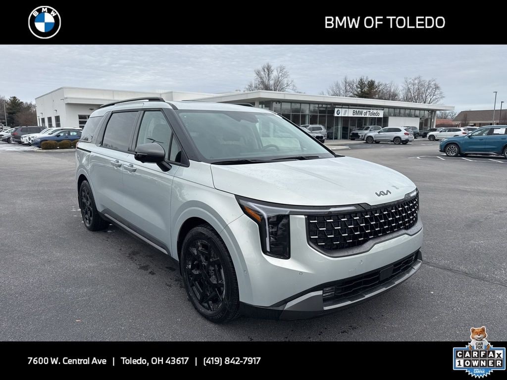 2026 Kia Carnival SX's photo