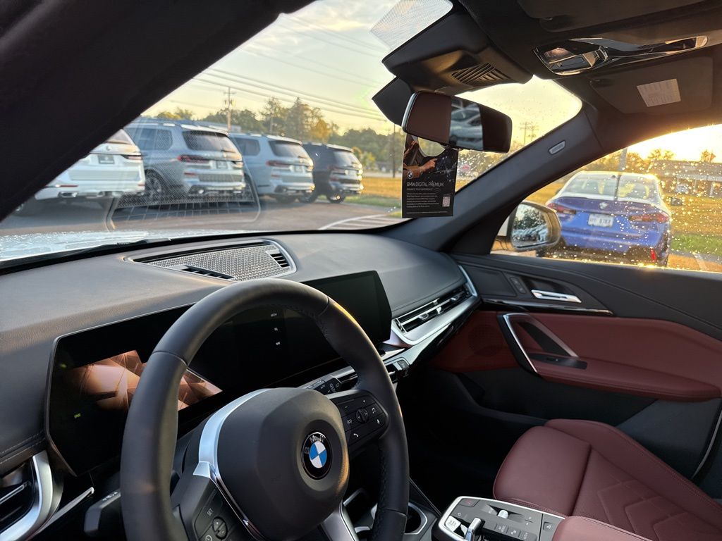 2026 BMW X1 28i - Photo 9