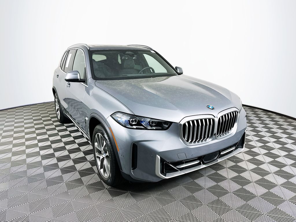 Used 2025 BMW X5 40i with VIN 5UX23EU0XS9W74709 for sale in Toledo, OH