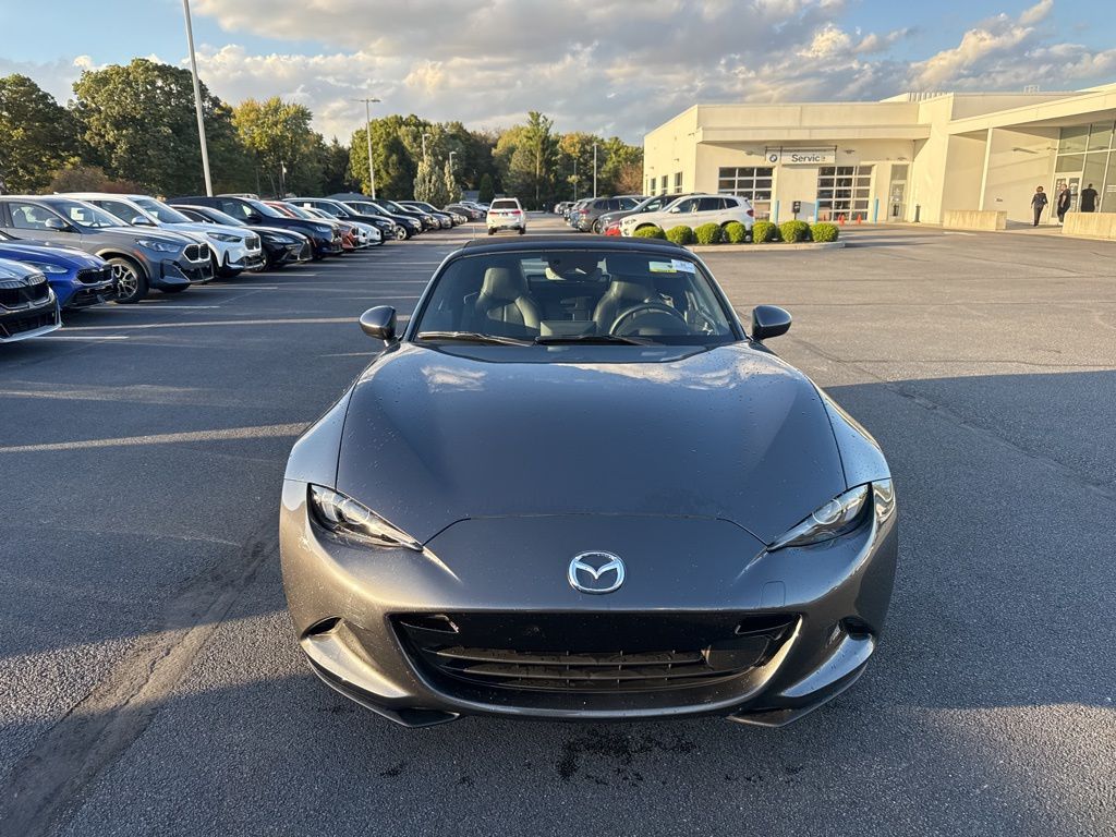 2024 Mazda MX-5 Miata Miata Grand Touring photo 2