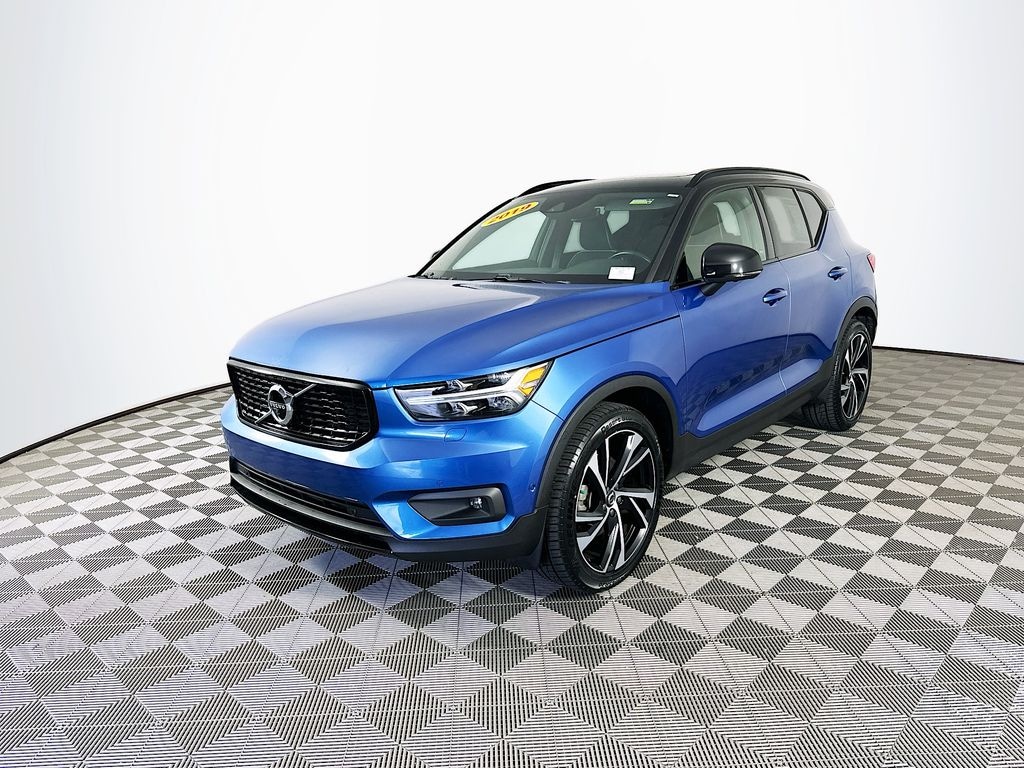 Used 2019 Volvo XC40 T5 R-Design SUV