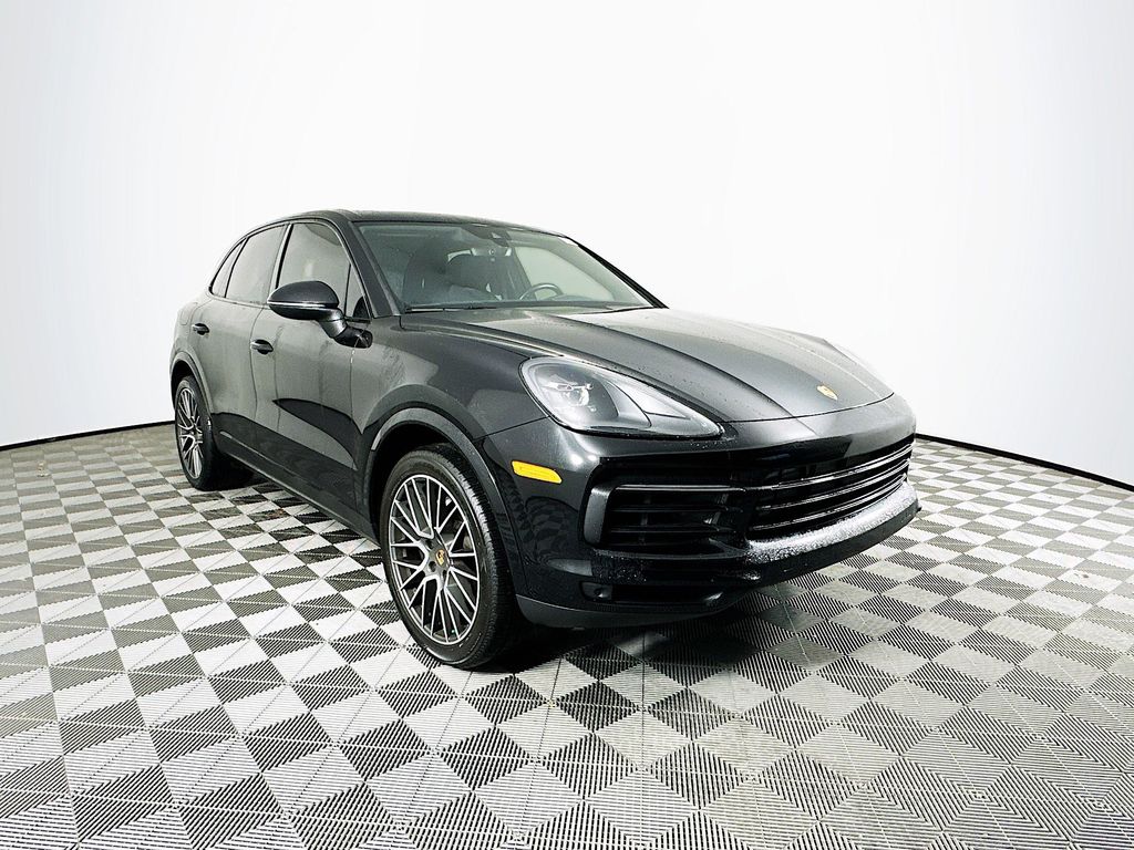 2019 Porsche Cayenne -'s photo