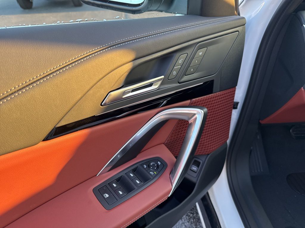 2026 BMW X1 28i - Photo 7