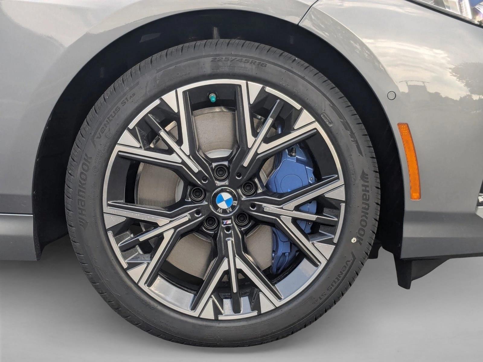 2025 BMW 2 Series 228 - Photo 10