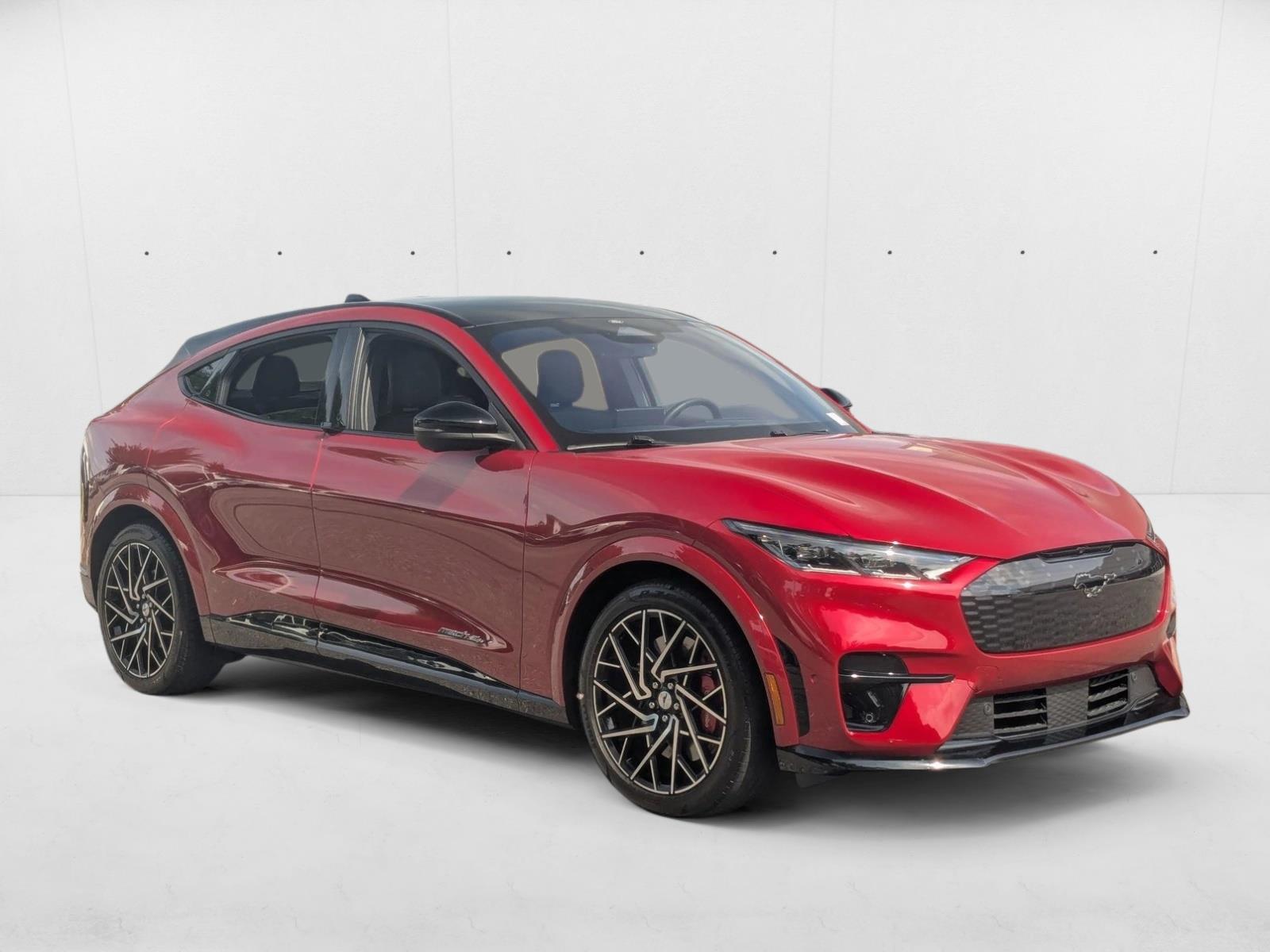 2021 Ford Mustang Mach-E GT photo 3
