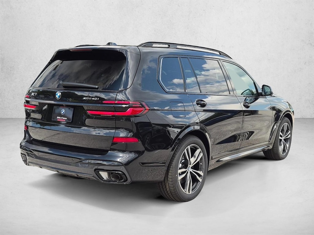 New 2027 BMW X7 xDrive40i SUV
