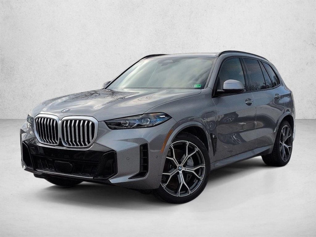 New 2026 BMW X5 PHEV xDrive50e SUV