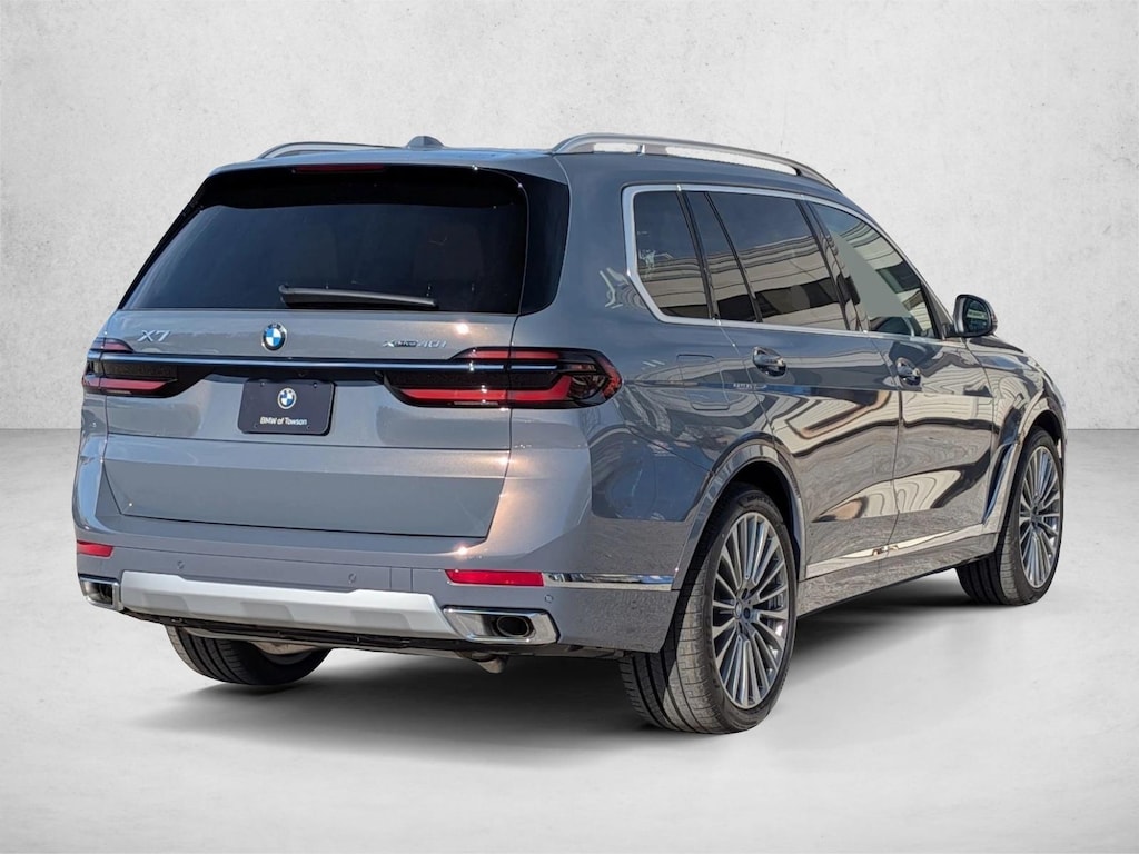 New 2026 BMW X7 xDrive40i SUV