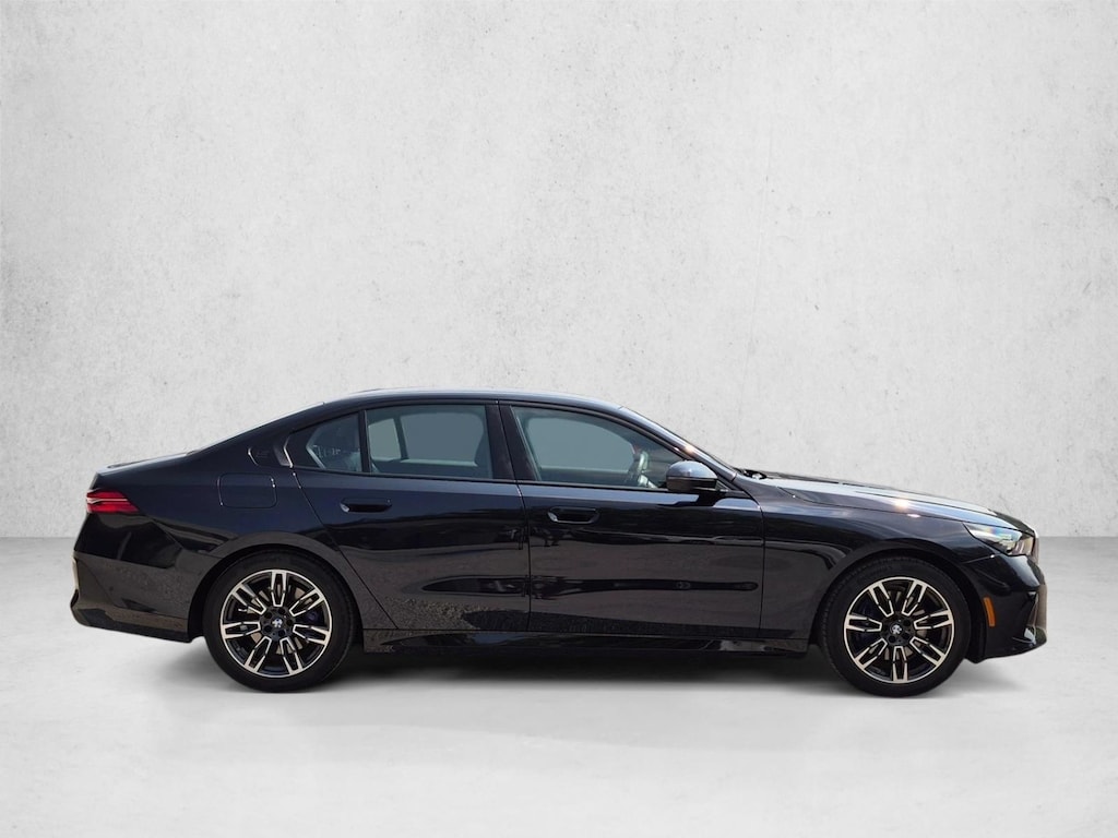 Used 2026 BMW 530i Sedan