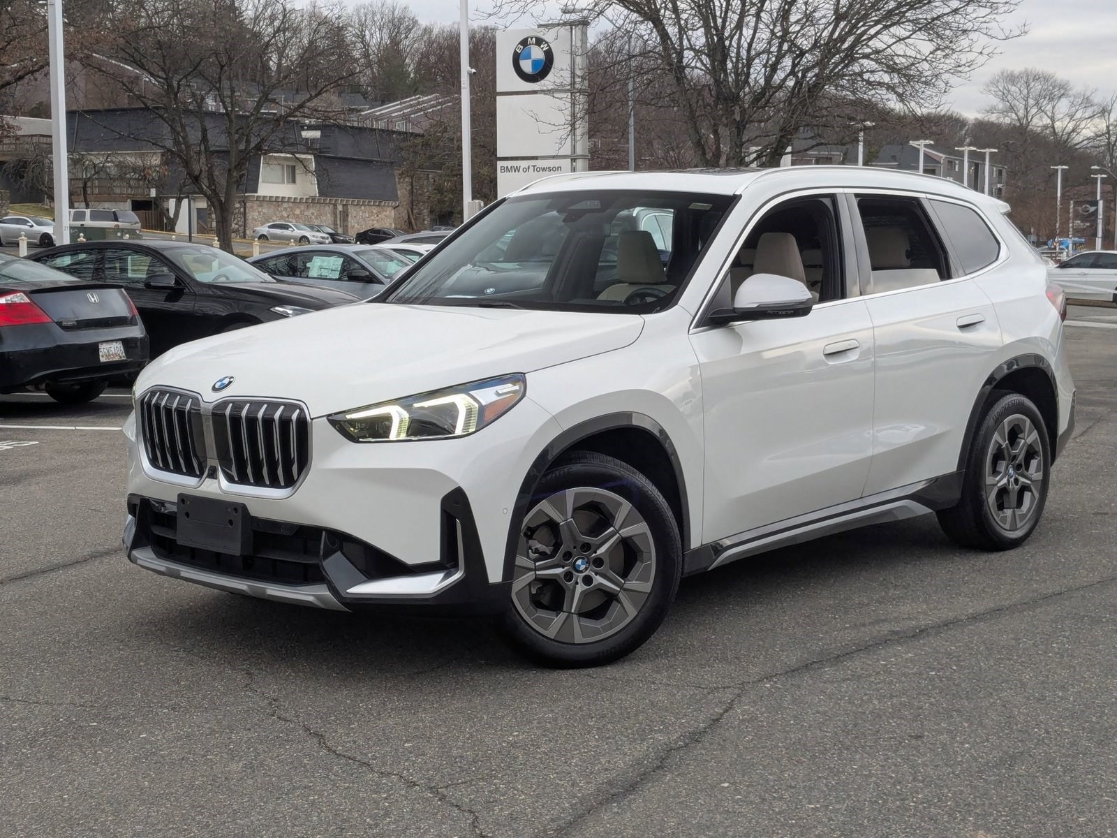 2023 BMW X1 28i's photo