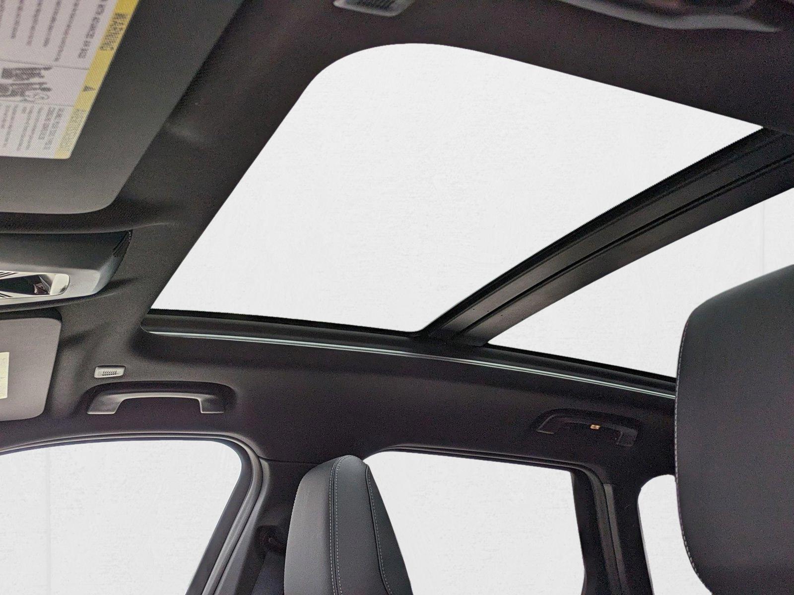 2025 BMW X1 28i - Photo 15