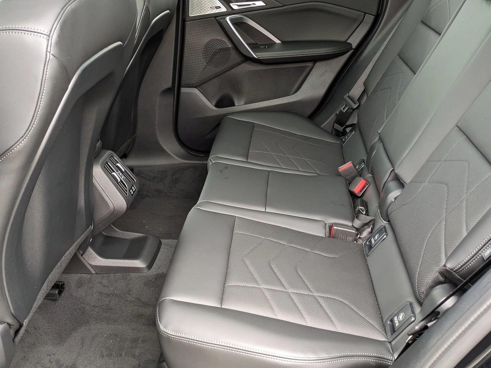 2025 BMW X1 28i - Photo 17