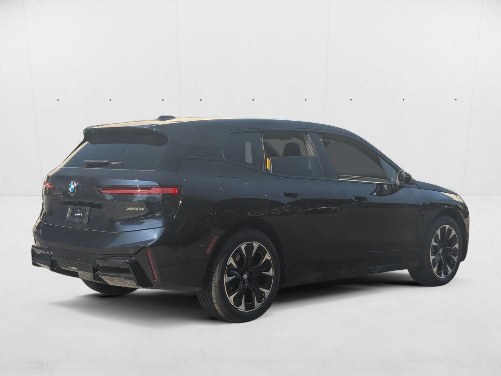2026 Bmw iX photo 2