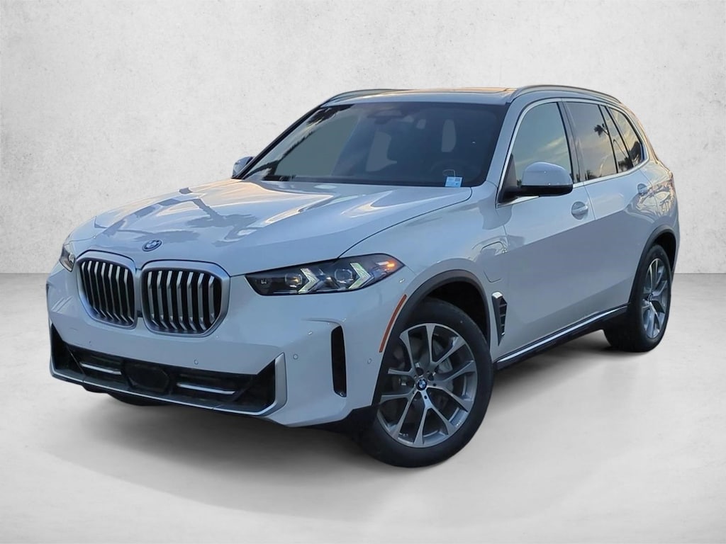 New 2026 BMW X5 PHEV xDrive50e SUV