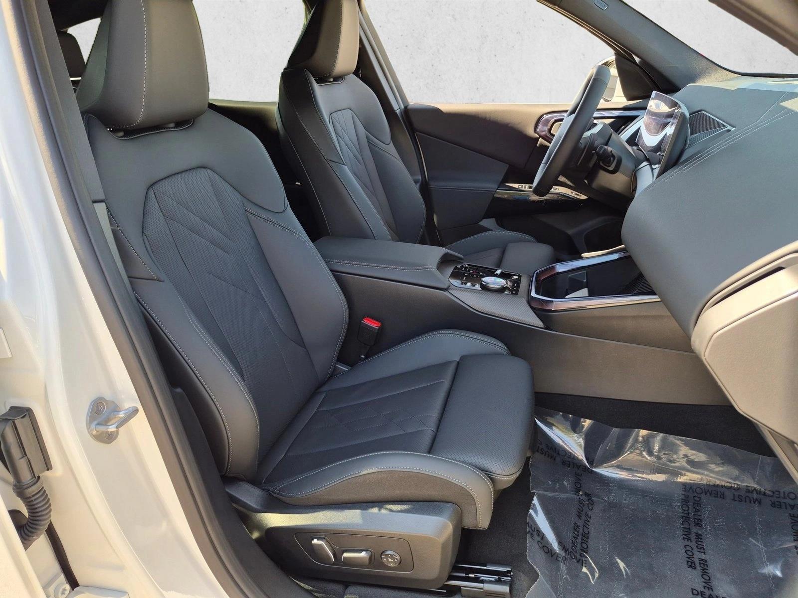 2026 BMW X3 30 - Photo 21